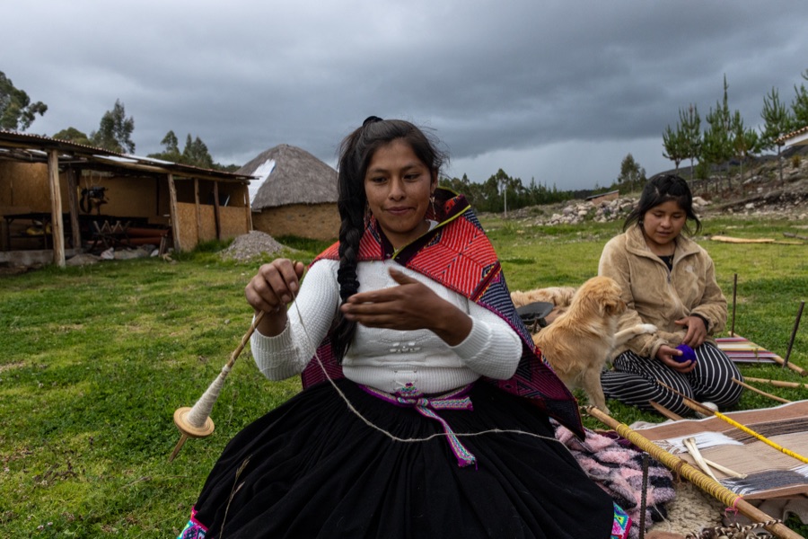 Paulina with wool
